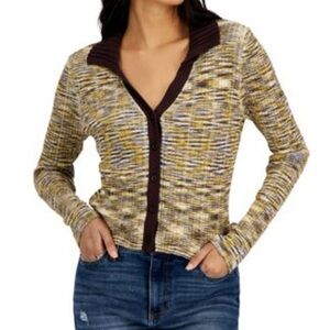 Hooked Up by IOT V-neck sweater size M